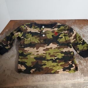 U.S. Polo Assn. Green and Brown Camouflage Long Sleeve Tee